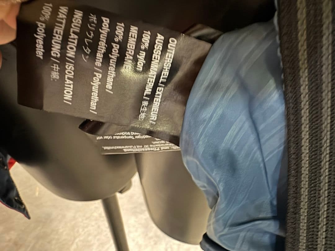 R★BURTON バートン スノーボードウェア　Medium　フード付き