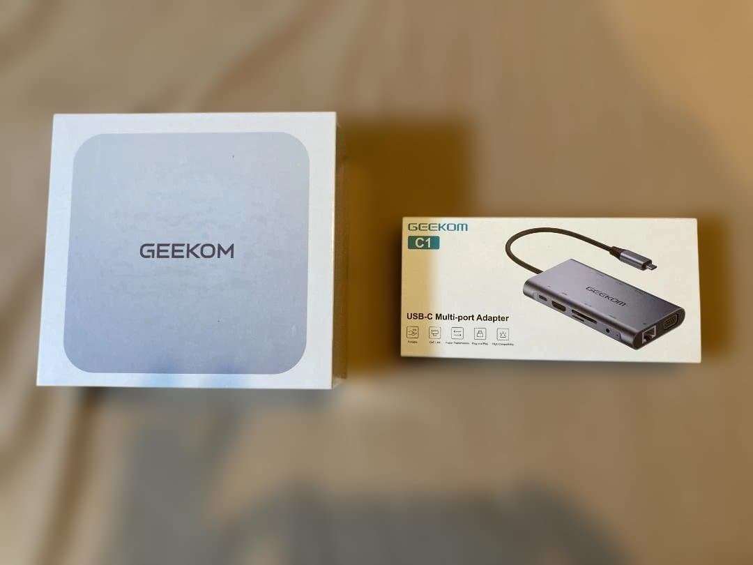 【未開封】GEEKOM A8 AMD Ryzen9 8945HS + USBハブ