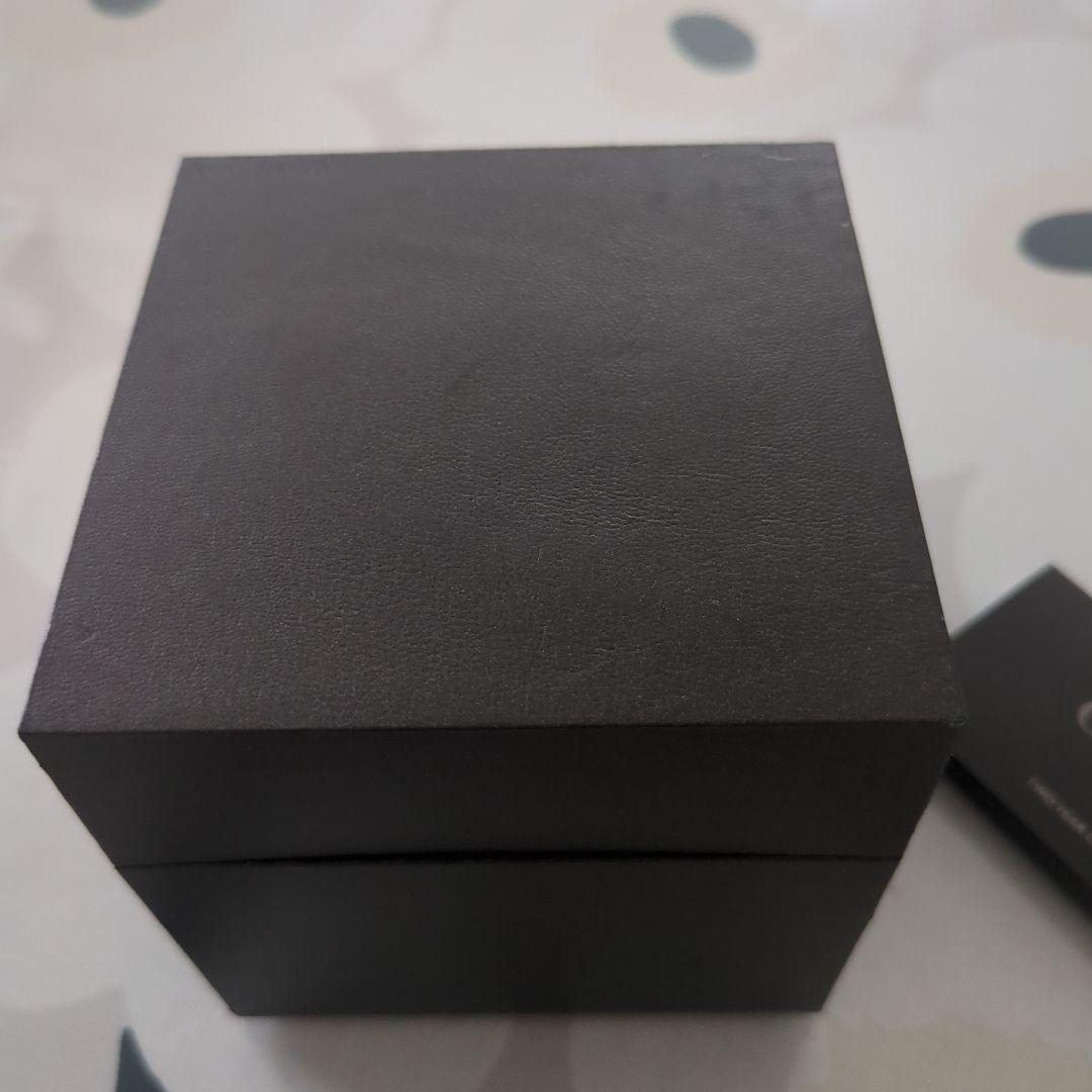 GUCCI　腕時計　1500L　電池交換済