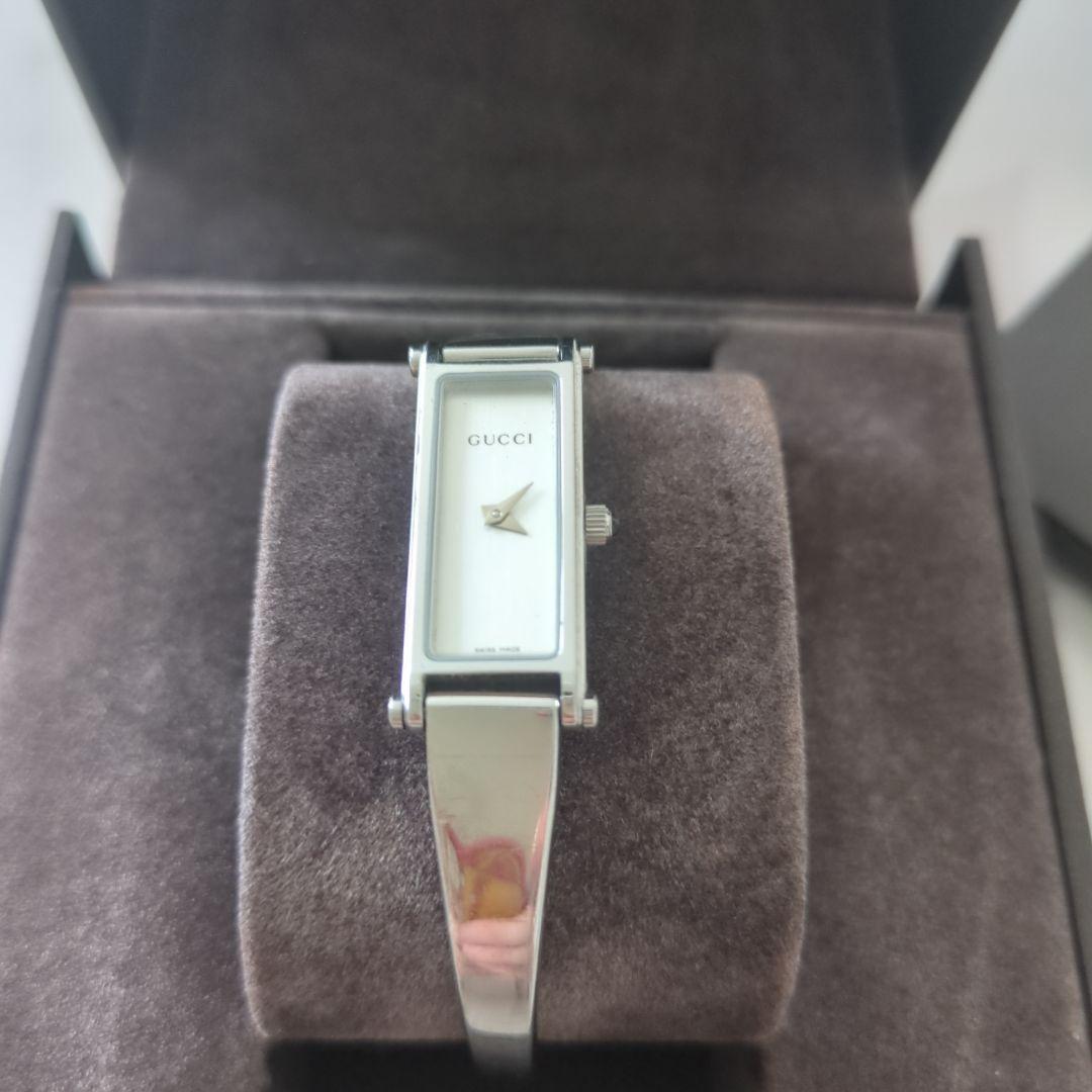 GUCCI　腕時計　1500L　電池交換済