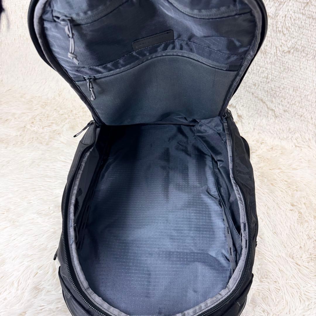 美品 ABLE CARRY Max Backpack X-Pac リュック 黒