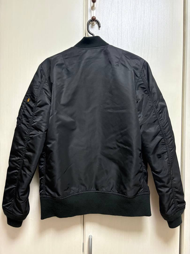 ALPHA INDUSTRIES MA-1 ブラックジャケット S リボンなし
