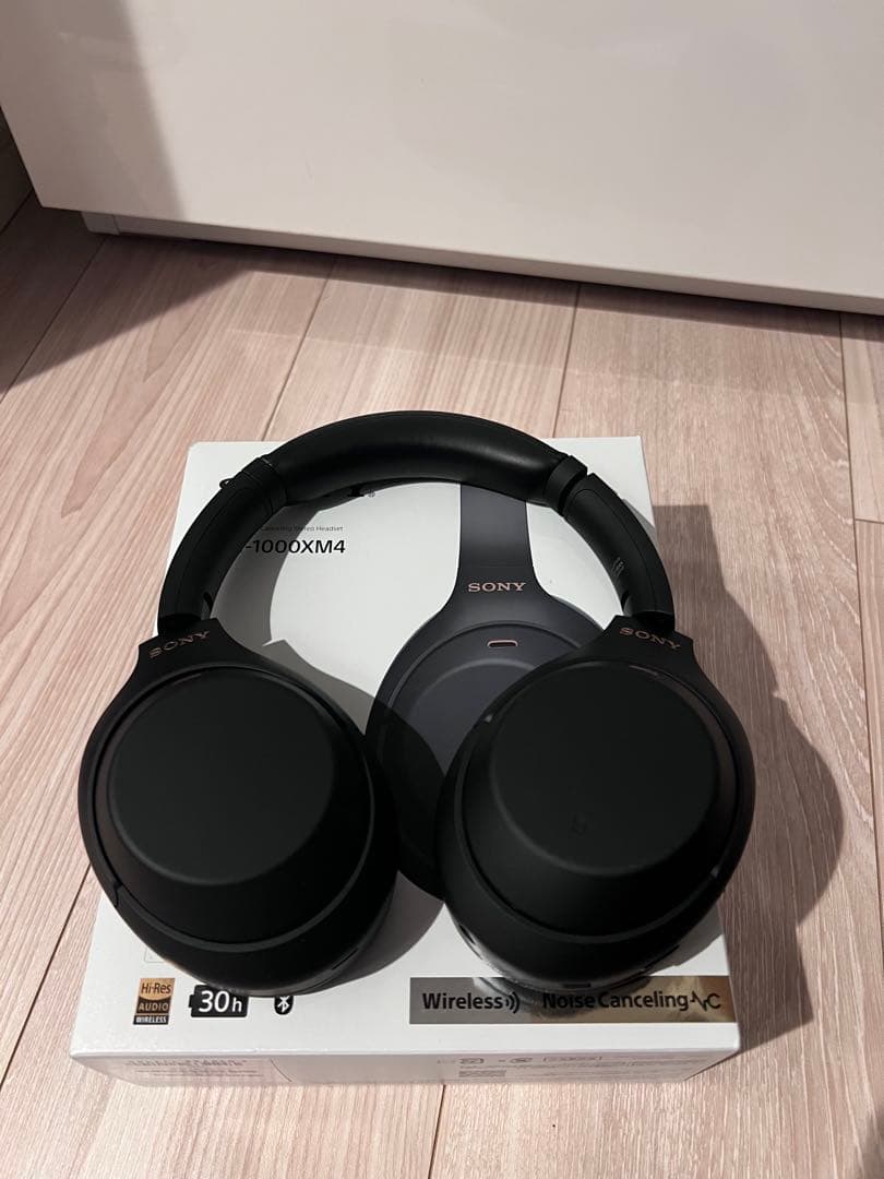 SONY WH-1000XM4 ワイヤレスヘッドホン　美品