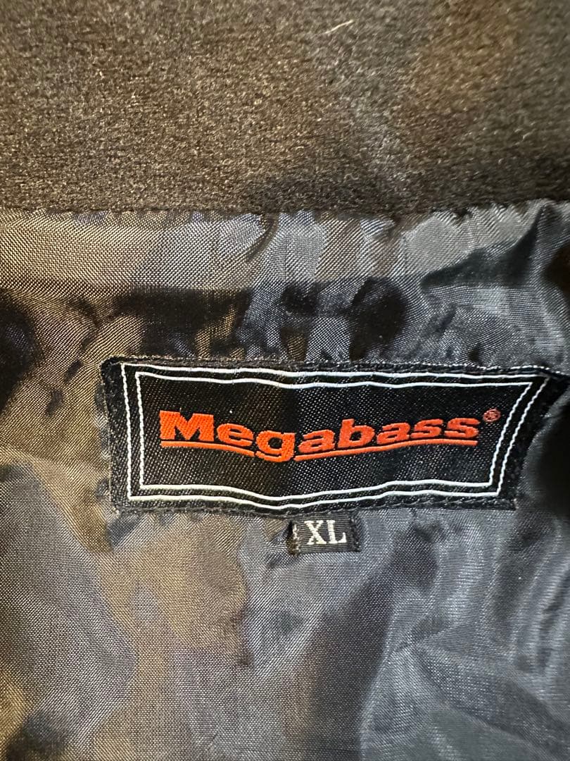 Megabassフィッシングウェア黒 ナイロンジャケット