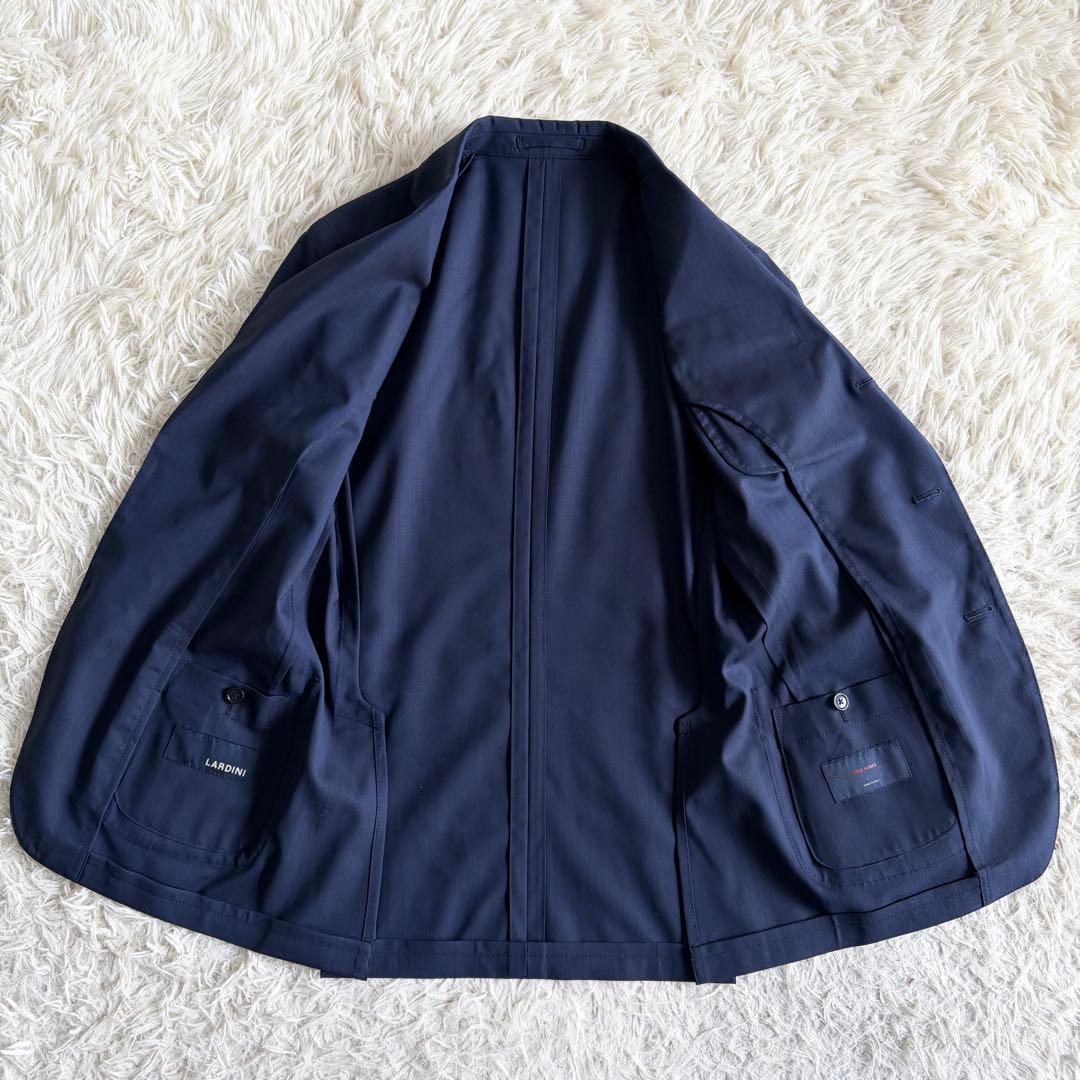 <極美品>LARDINI easy wear 新ロゴ ネイビー ウールスーツ44