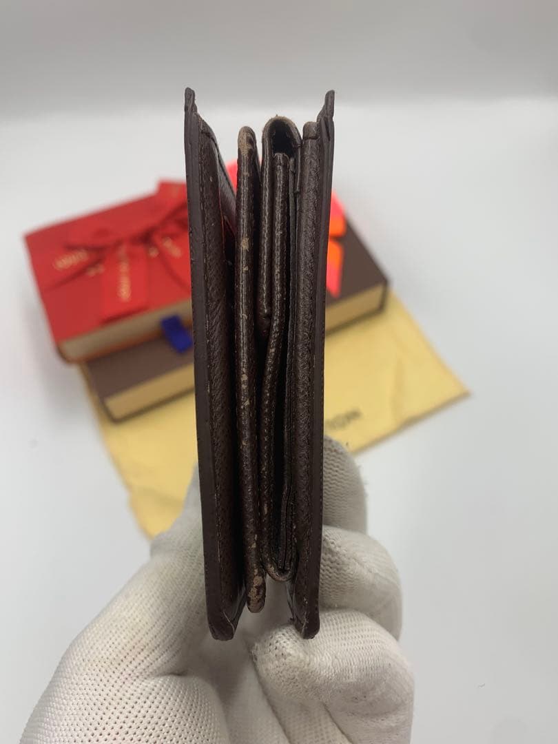 ルイヴィトン　ダミエ・グラフィット 折り財布　ポルトフォイユ・マルコ P55