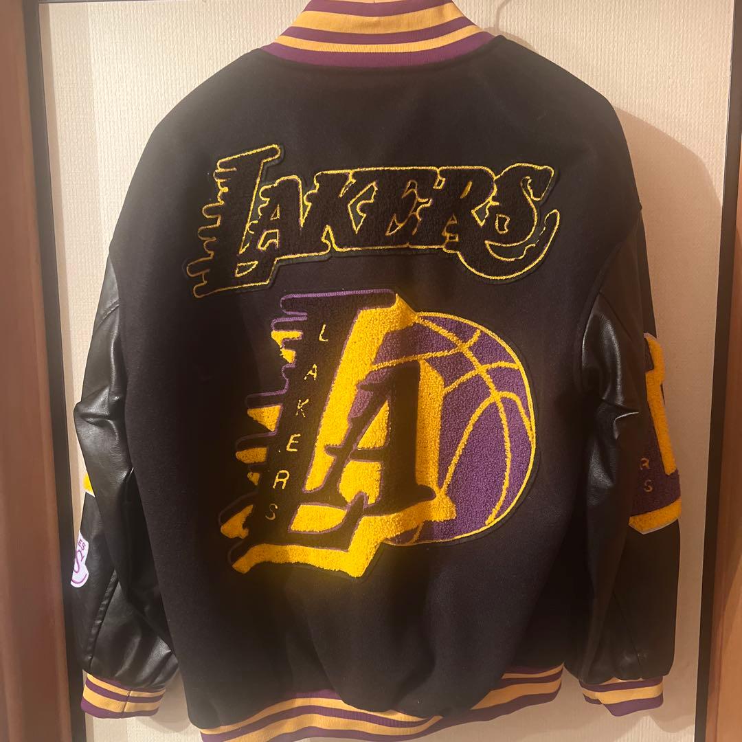 ロサンゼルス・レイカーズ スタジャン