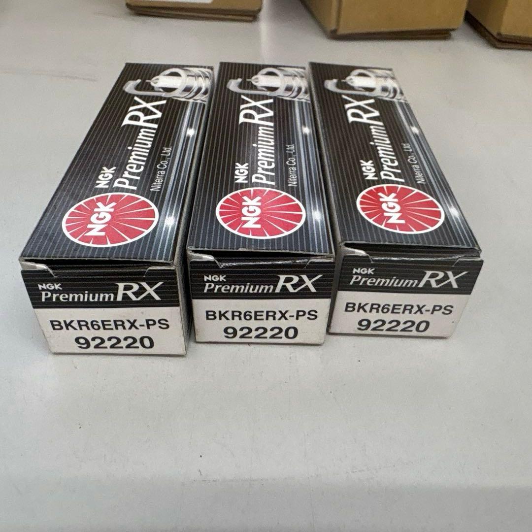 ダイハツ　純正イグニッションコイル &プラグ　90048-52126 3個セット