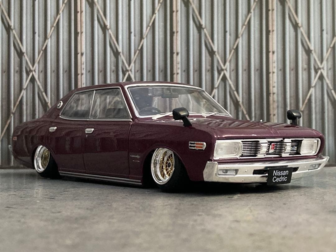 1/24 ニッサン セドリック4ドアHT（カスタム品）