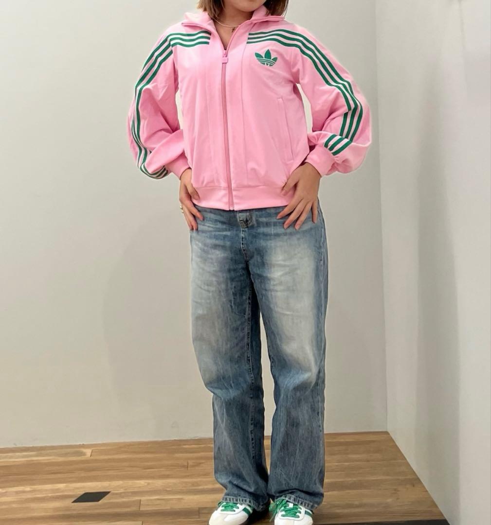adidas originals ピンク ベロア トラックジャケット ジャージ
