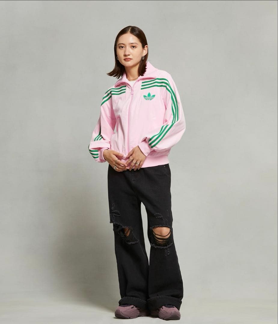 adidas originals ピンク ベロア トラックジャケット ジャージ