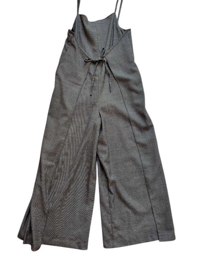 【レオ様】 オールインワン グレー ウール　36　レディース　ルネ