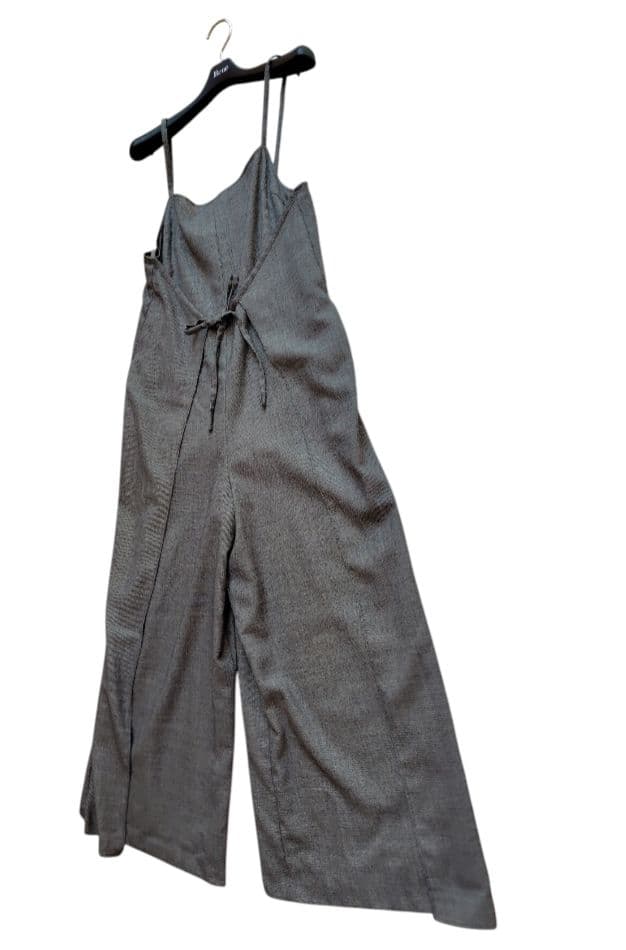 【レオ様】 オールインワン グレー ウール　36　レディース　ルネ