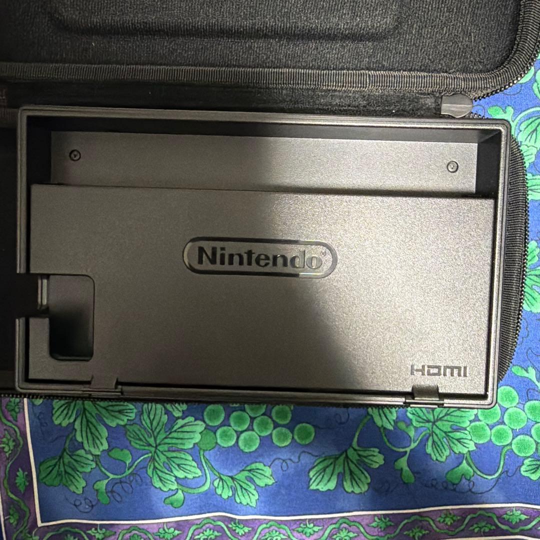 Switch Nintendo Switch 充電スタンド　ケース　美品