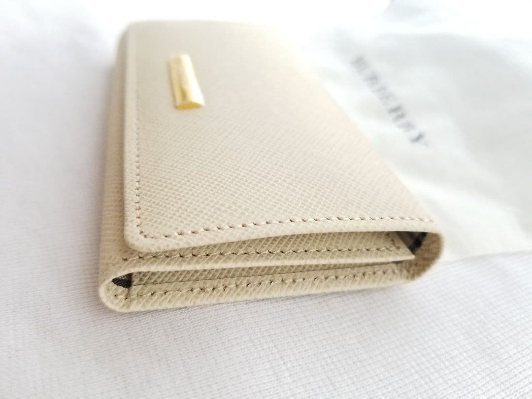 バーバリーキーケース 新品未使用箱付 美品ベージュ×ベージュ ノバチェック本革