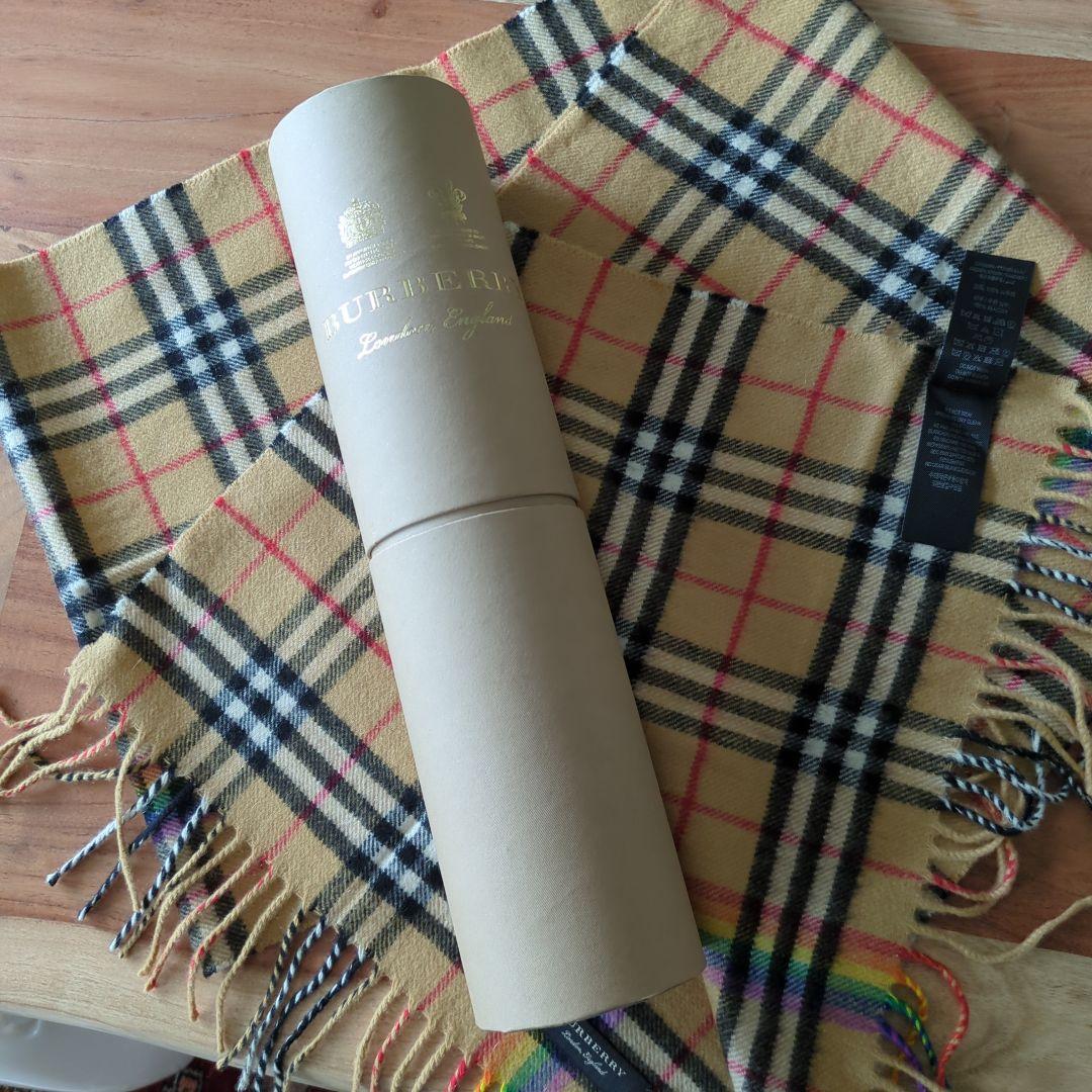 まとめ買い値引き頑張ります　BURBERRY マフラー ベージュレインボー