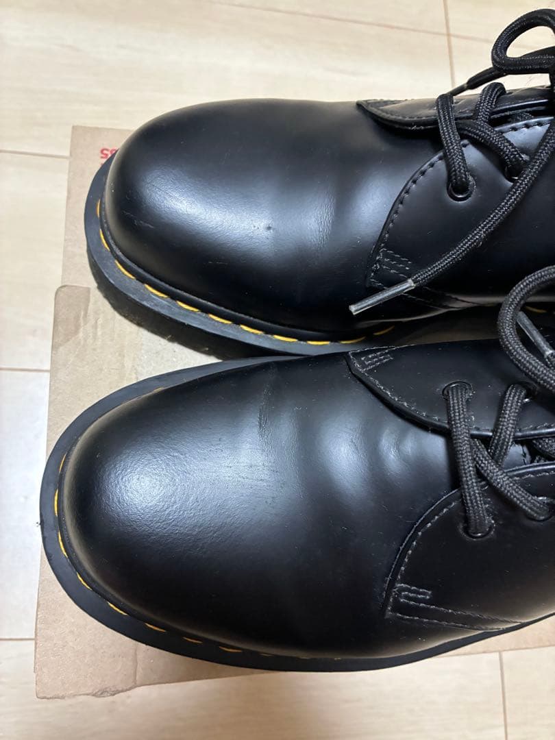 レ*ン様 ドクターマーチン 3ホール ブラック EU42 US9 27cm 美品