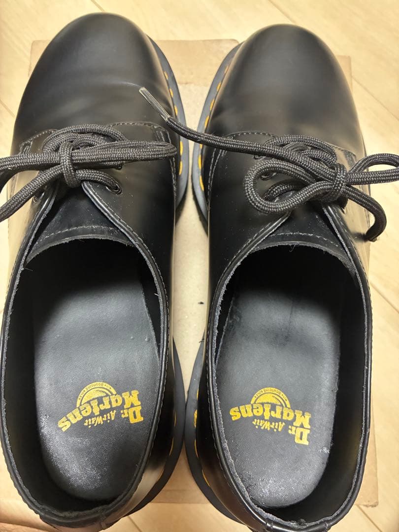 レ*ン様 ドクターマーチン 3ホール ブラック EU42 US9 27cm 美品