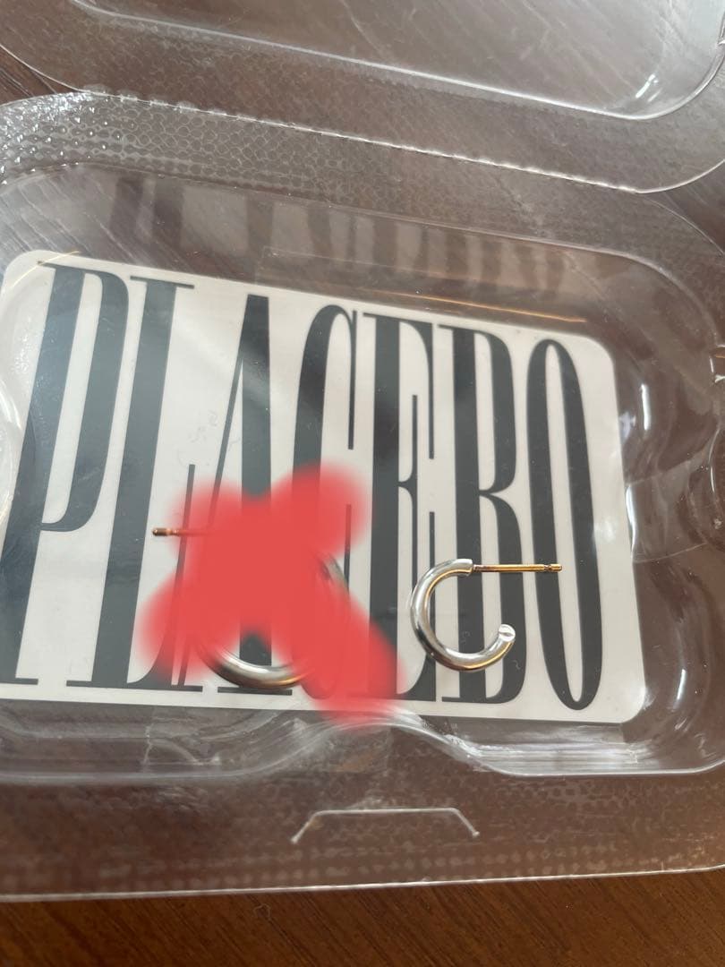 かつ様　　ピアス101