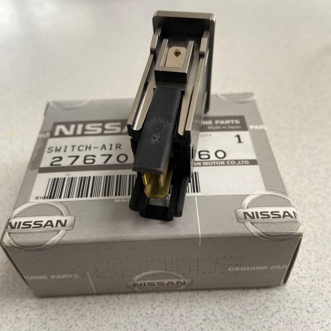 新品❗️DR30スカイライン用エアコンスイッチ日産純正部品