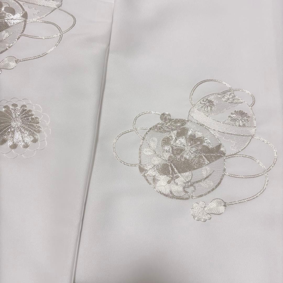 【新品】日本製 お宮参り 産着 銀駒刺繍入り 合繊 祝着 鈴柄 純白