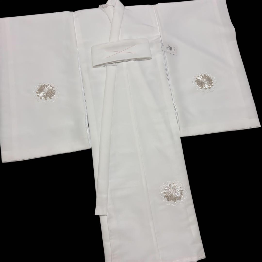 【新品】日本製 お宮参り 産着 銀駒刺繍入り 合繊 祝着 鈴柄 純白