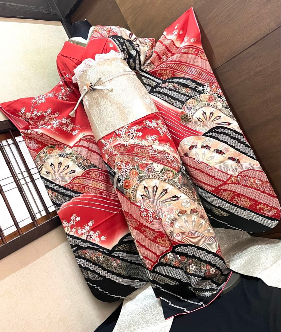 振袖 フルセット6点サイズM〜Ｌ駒刺繍　立波吉祥花文　暈し染め　金銀彩　正絹