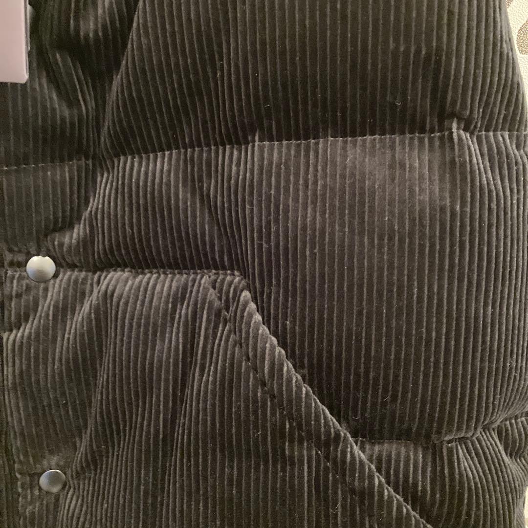 新品❣️24年新作プラダダウンベスト❣️XL黒 コーデュロイ可愛い❣️メンズ