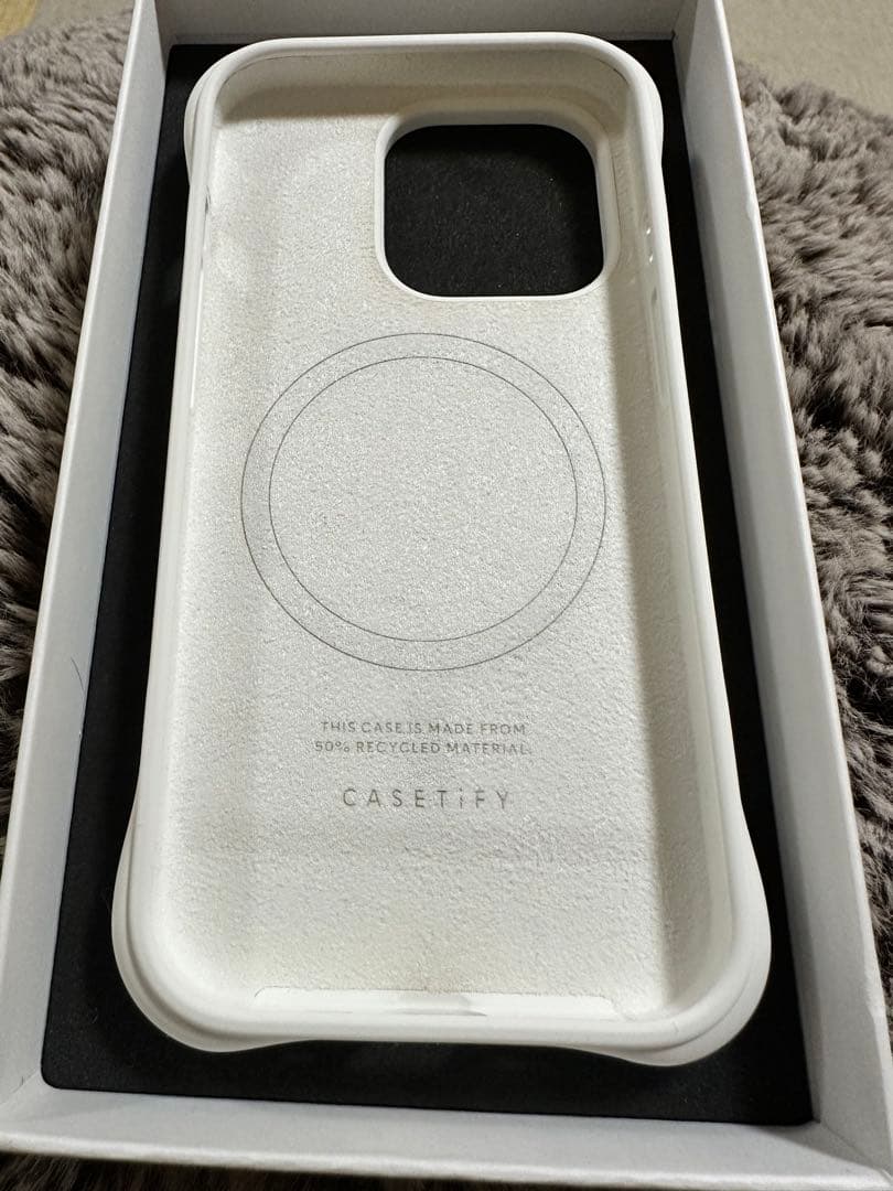 CASETiFY ウェーブシリコン ホワイト iPhone14pro