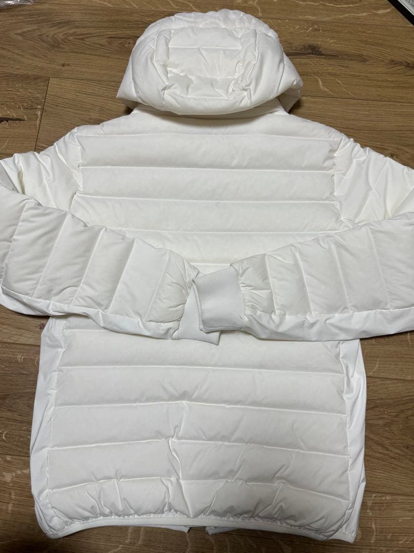 new balance ゴルフ用　ダウンジャケット【超美品】サイズ2 レディース