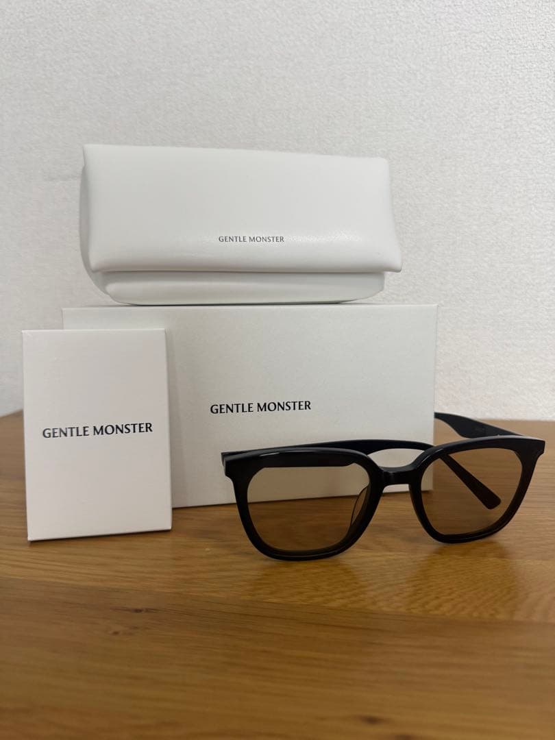 小物 GENTLE MONSTER LILIT 01 BR