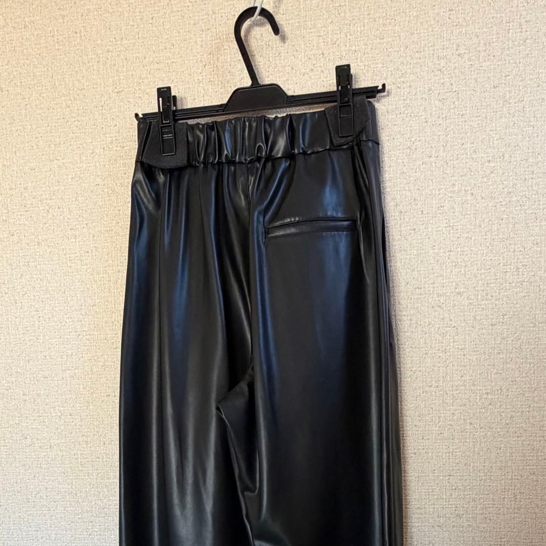 FREY フォームパンツ / Leather black M 新品未使用