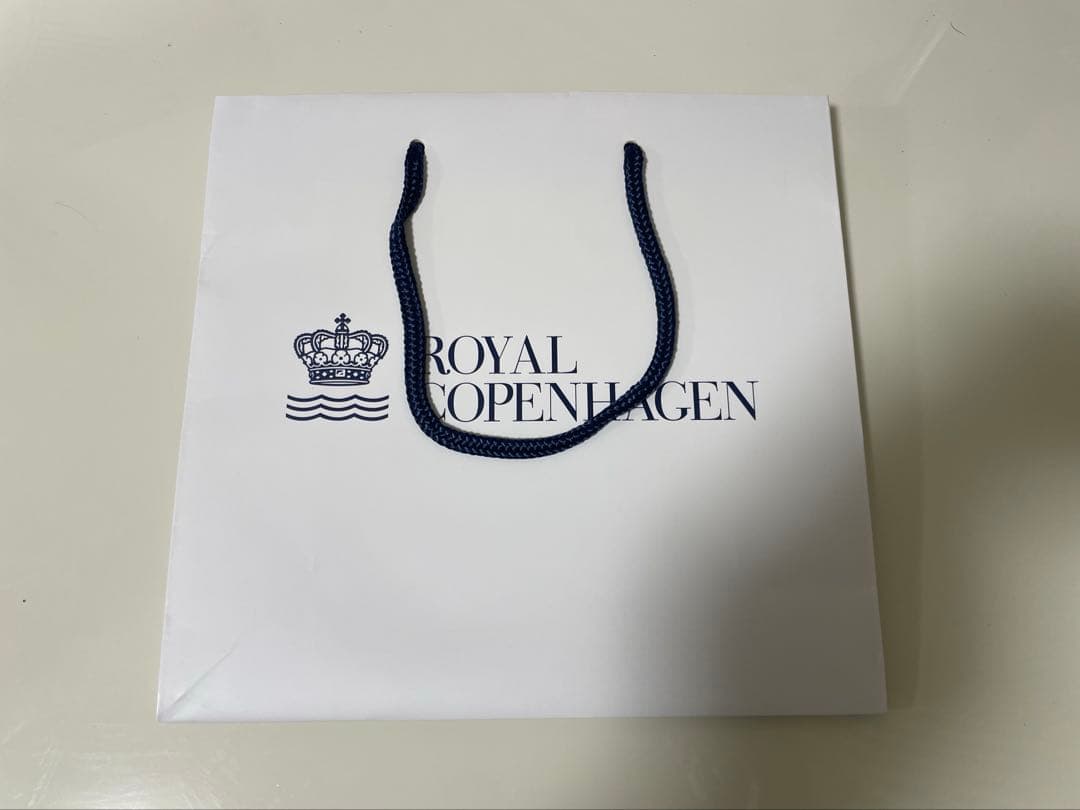 ロイヤルコペンハーゲン ブルーフルーテッド メガ ボウル 21cm純正箱付