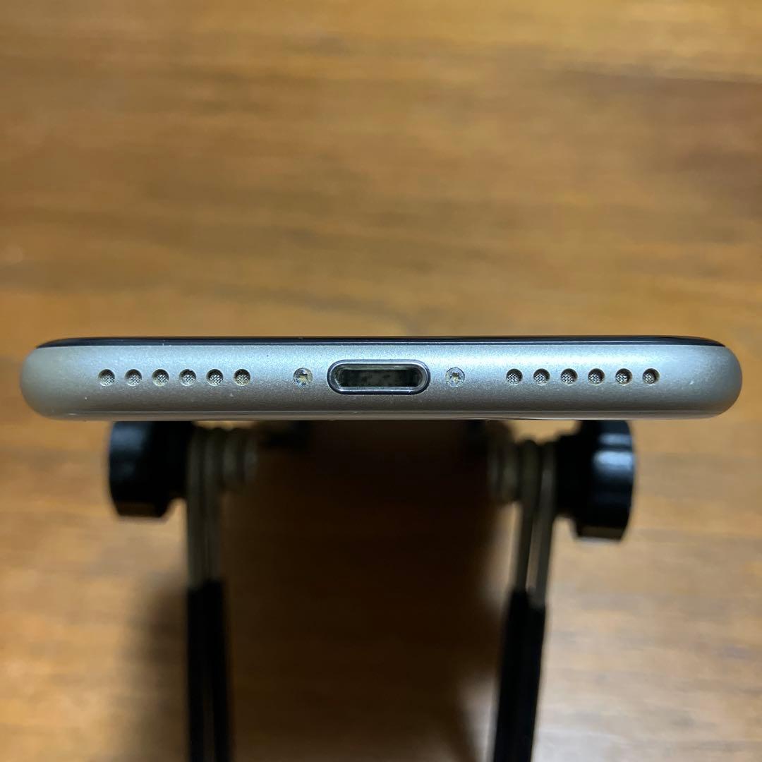 iPhone SE 第3世代 SIMフリー 64GB