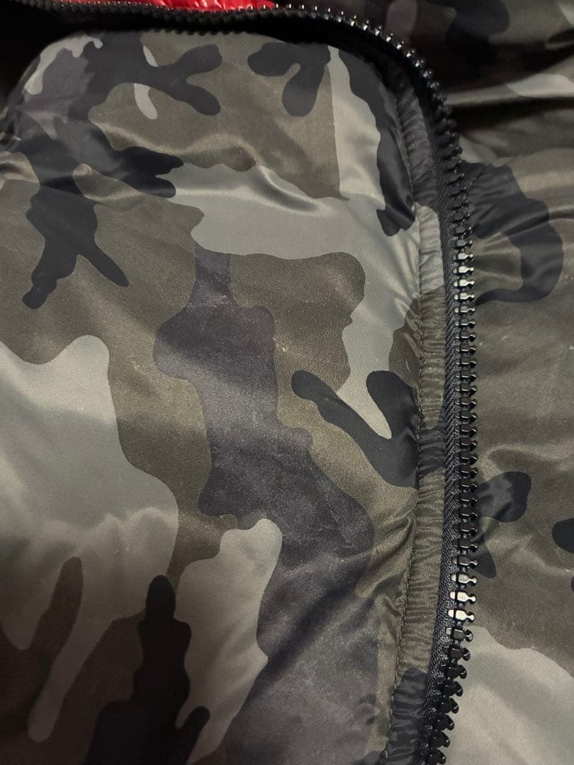 DUVETICA デュベティカ　リバーシブル　ダウンベスト