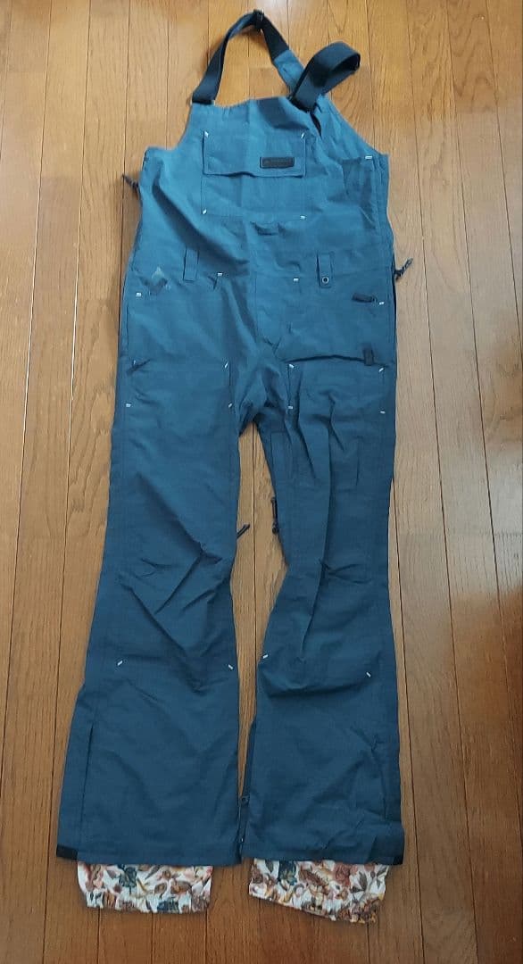 Burton スノーボードウェア Mサイズ上下セットパスケース付き 水色