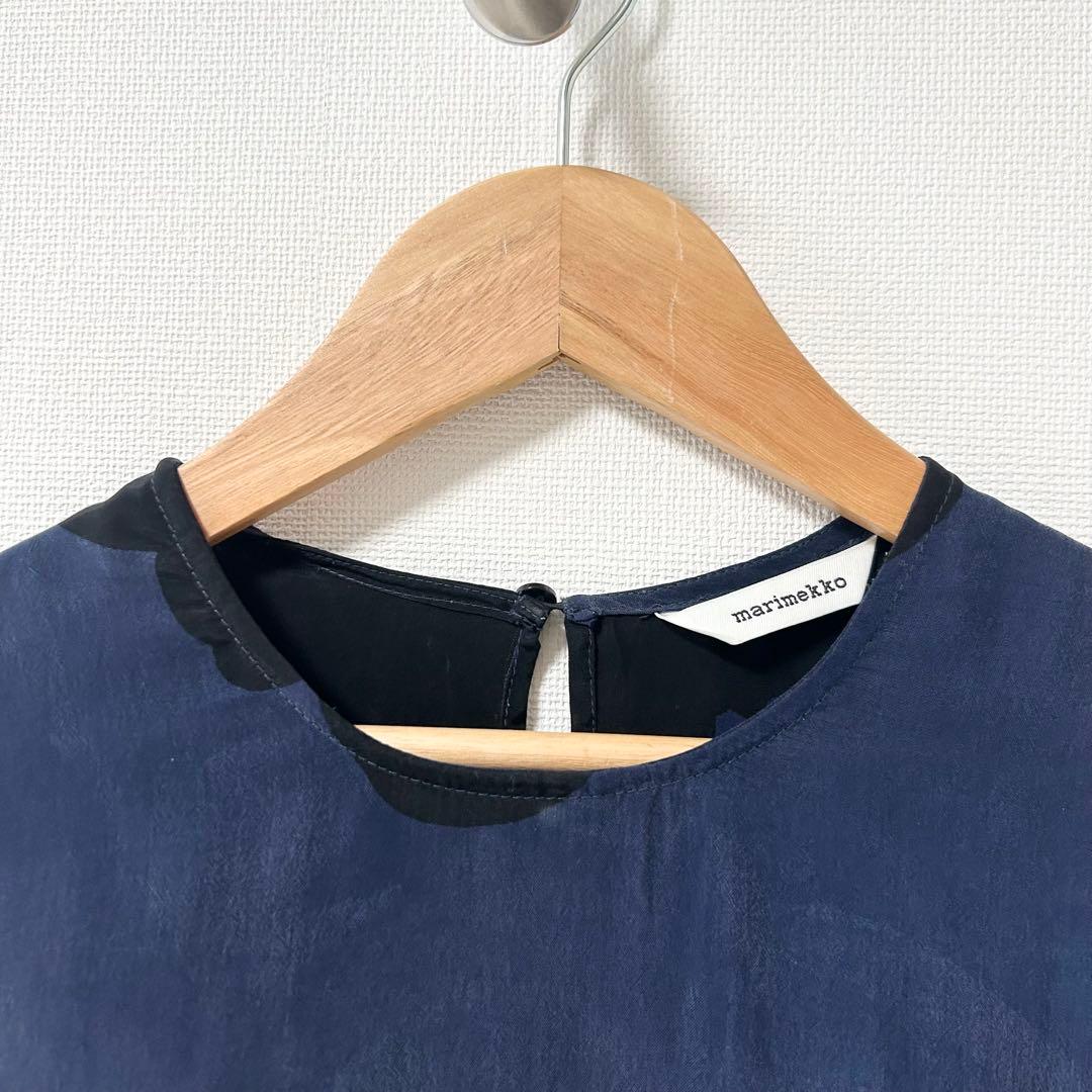 マリメッコ　花柄ワンピース　ウニッコ　ネイビー　　レーヨン　36