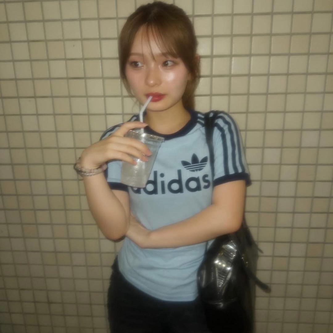 希少XL⭐️adidas リニアグラフィック カリTシャツ ブルー×ネイビー
