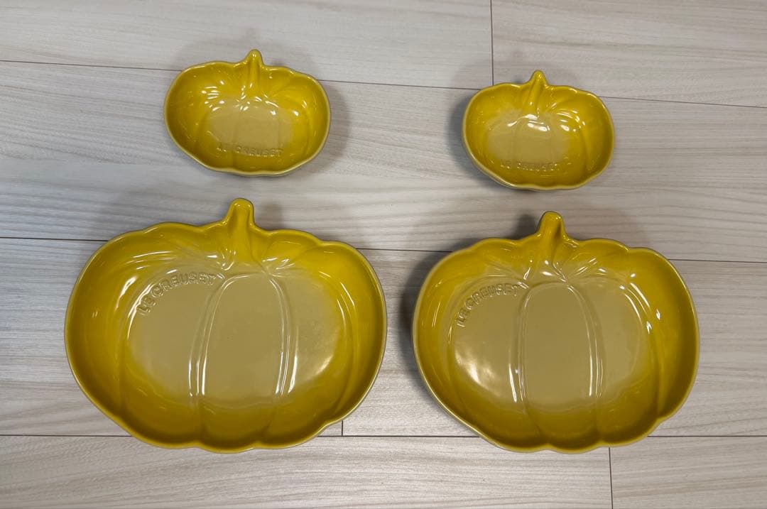 LE CREUSET かぼちゃ型皿 4点セット パンプキン　ディッシュ