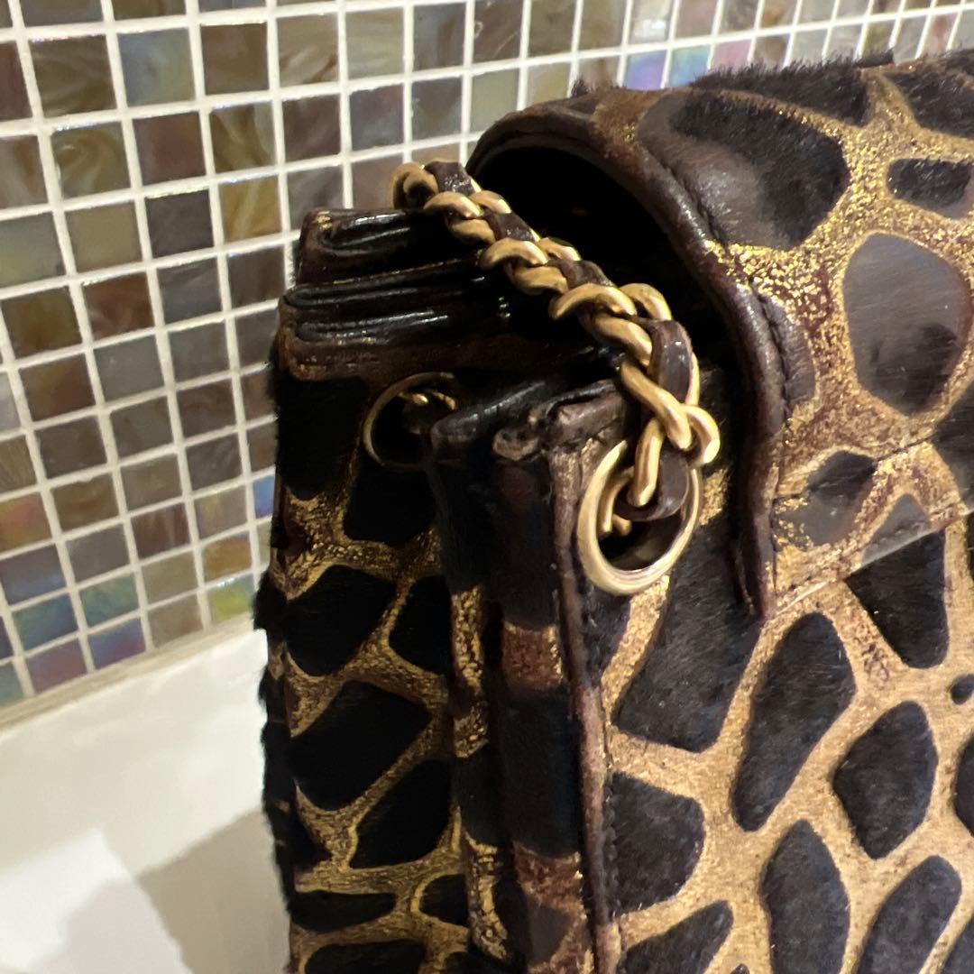 CHANELシャネル　ゴールドと黒のヒョウ柄　ショルダーバッグ　希少