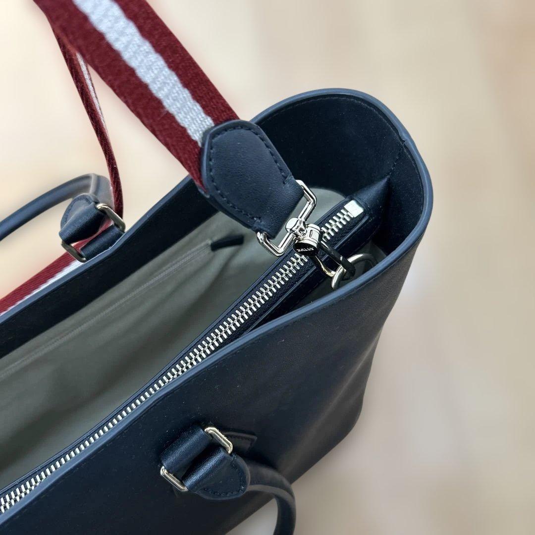 BALLY ビジネスバッグ 黒　保存袋付き