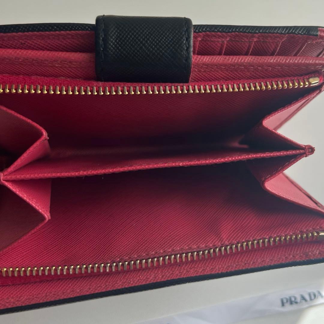 108 極上美品 PRADA プラダ 2つ折り財布