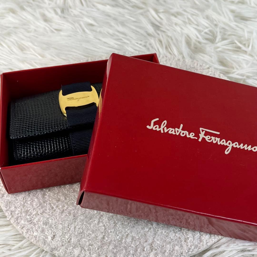 新品未使用　Salvatore Ferragamo 6連キーケース　ヴァラリボン