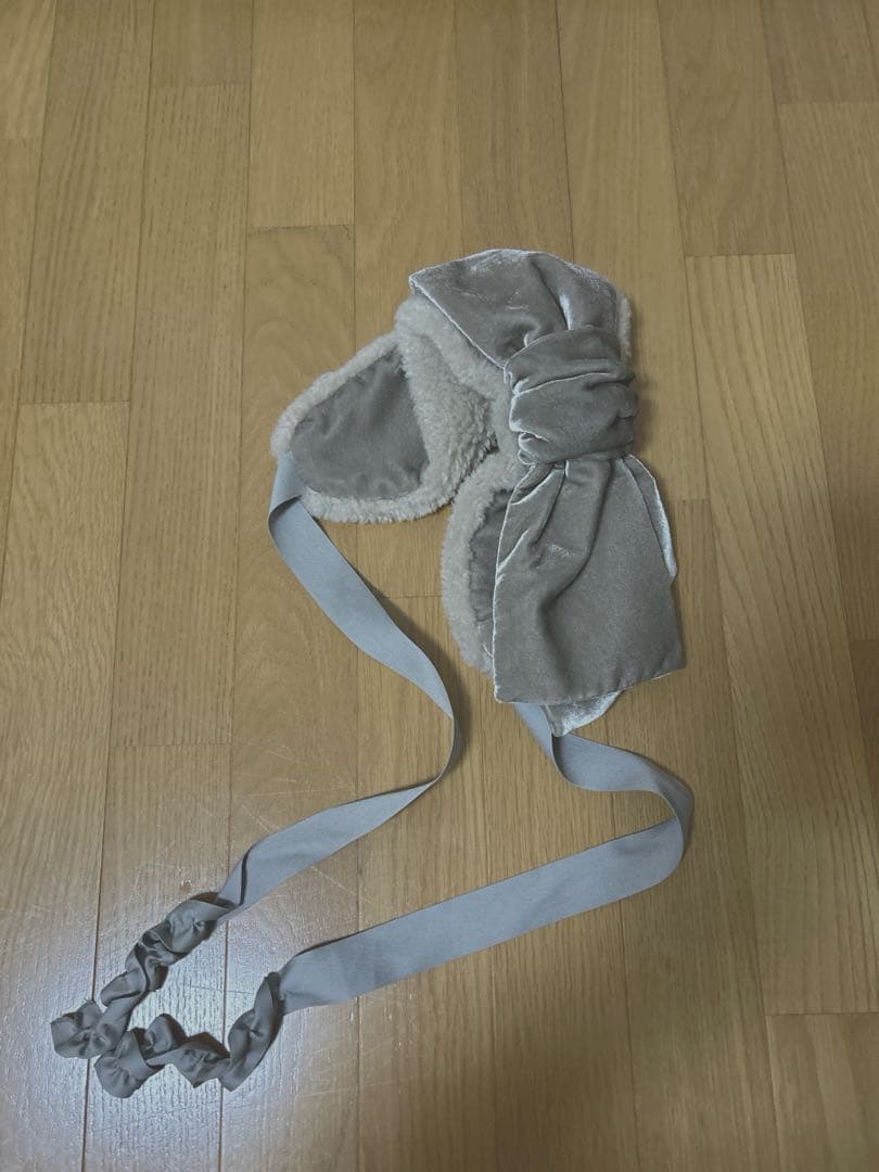 バラ色の帽子　リボンイヤマフ　Beige