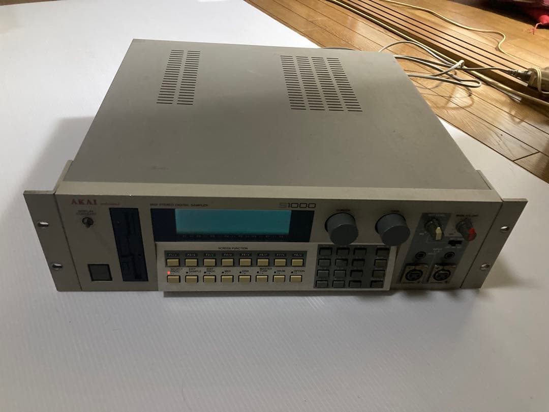 AKAI S1000 メンテ済み