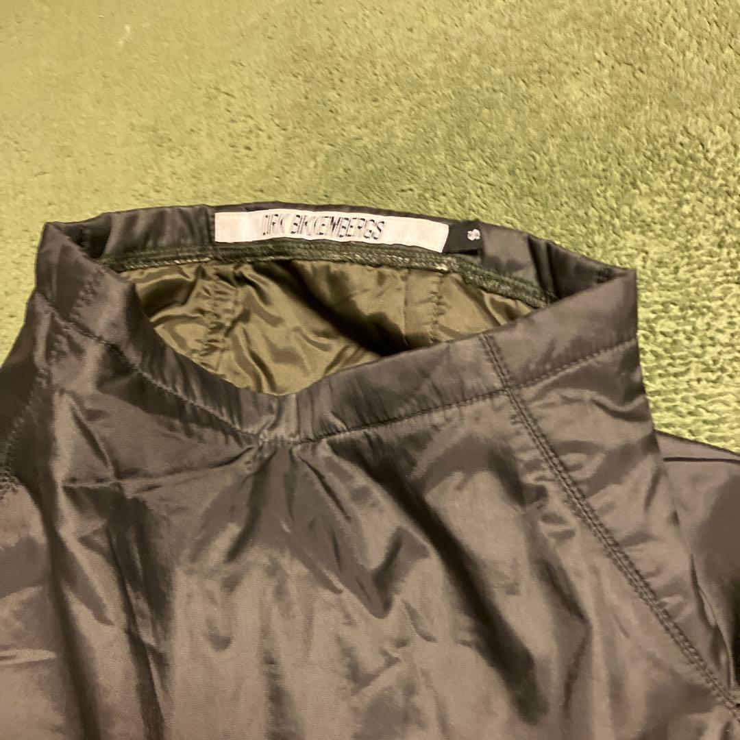 ダークビッケンバーグ　ナイロンベスト　ベルトは付属しておりたせん。防寒