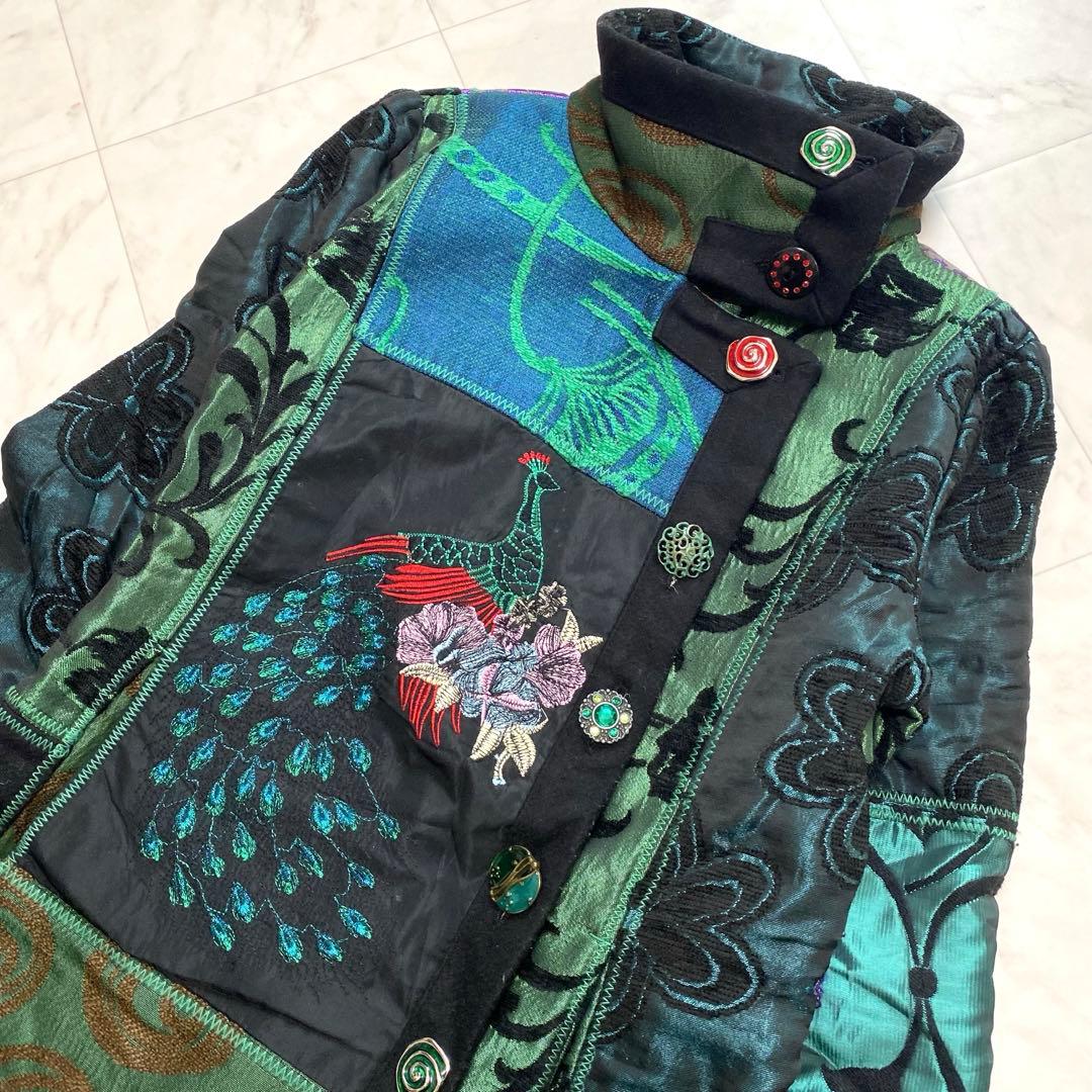 Desigual 総柄　異素材切り替え　ステンカラーコート　飾りボタン