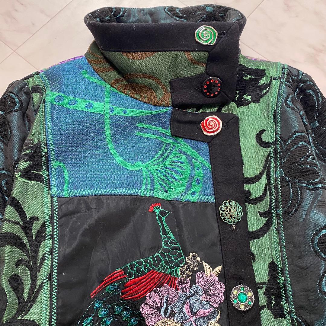 Desigual 総柄　異素材切り替え　ステンカラーコート　飾りボタン