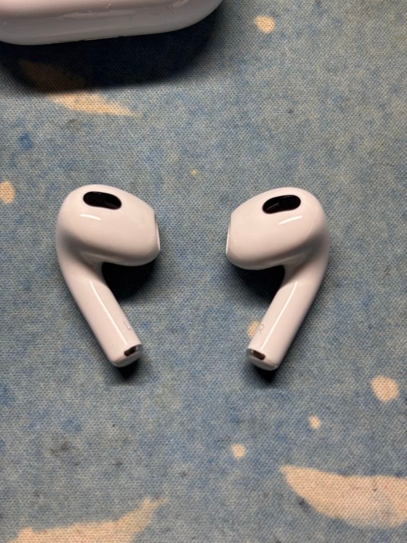 AirPods第3世代　美品　AirPods