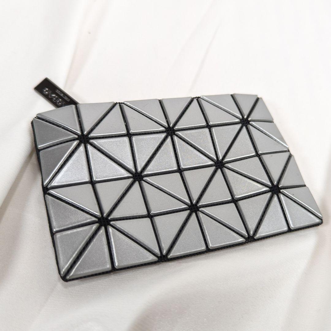 【極美品】 BAOBAO イッセイ・ミヤケ PRISM ケース SILV